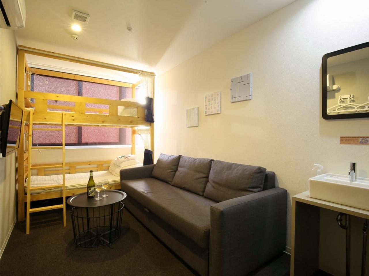 Very Hostel Namba Осака Екстериор снимка